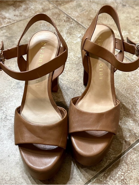 Gianni Bini Shoes - Gianni Bini Vacay Tan Box Label - Neutral Tan